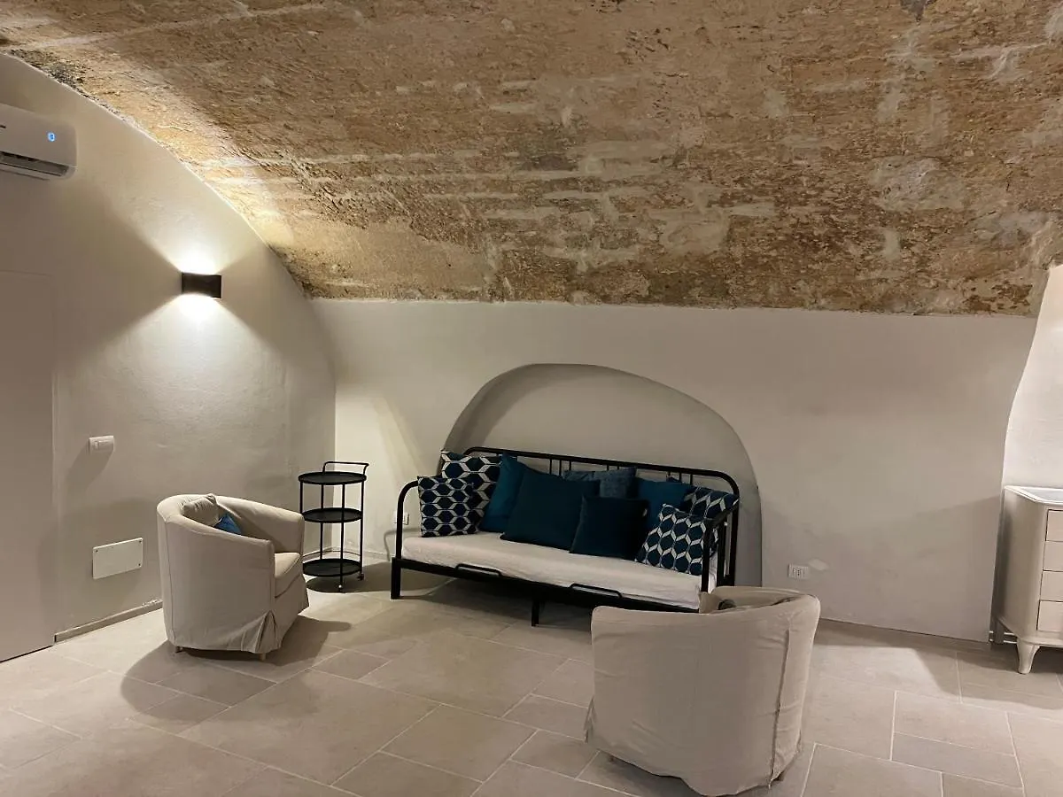 Casa Della Luna Bari